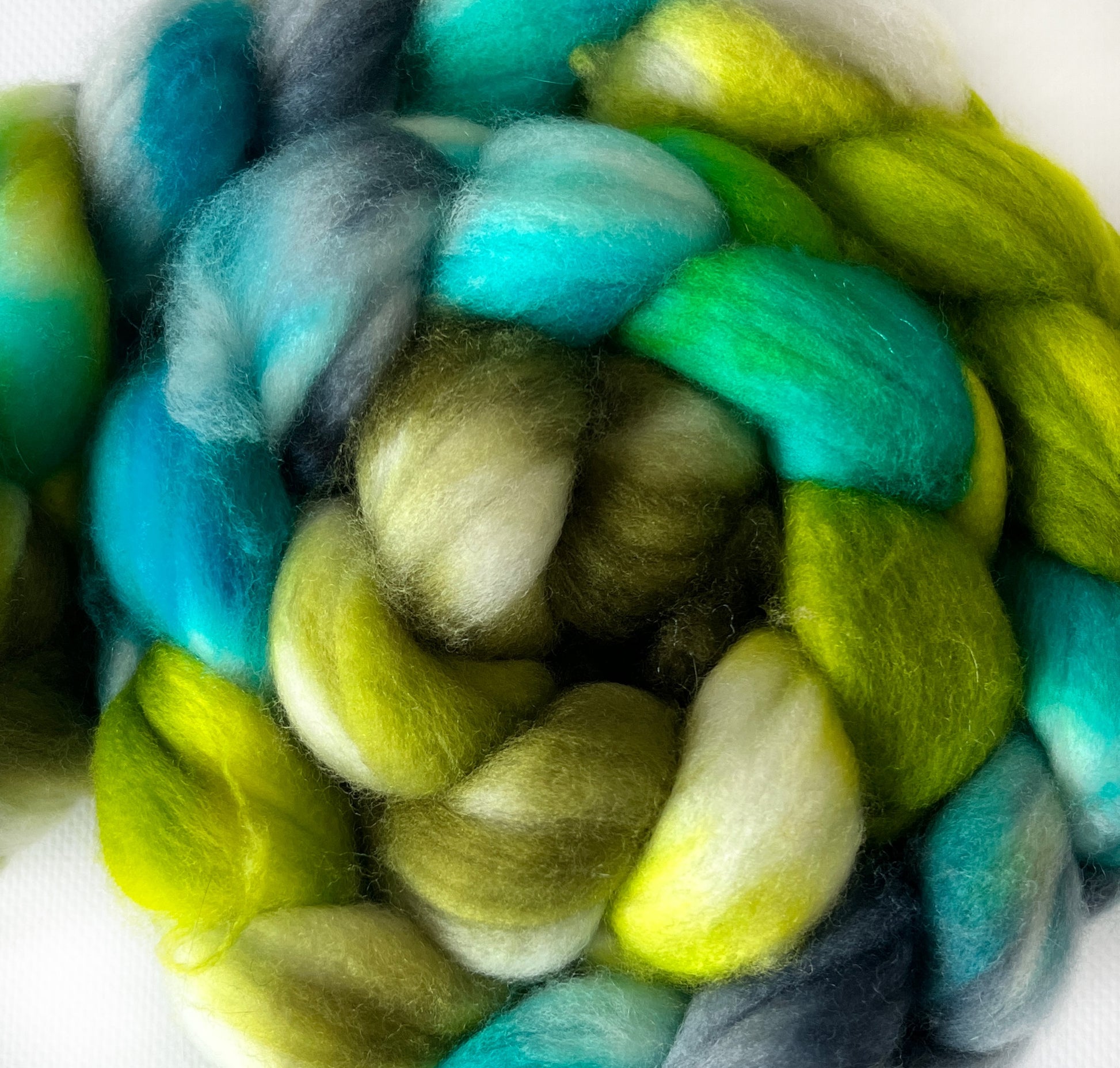 Sea to Sky - Hand Dyed - 19.5 micron 100% Superwash Merino Top - Okanagan Dye Works